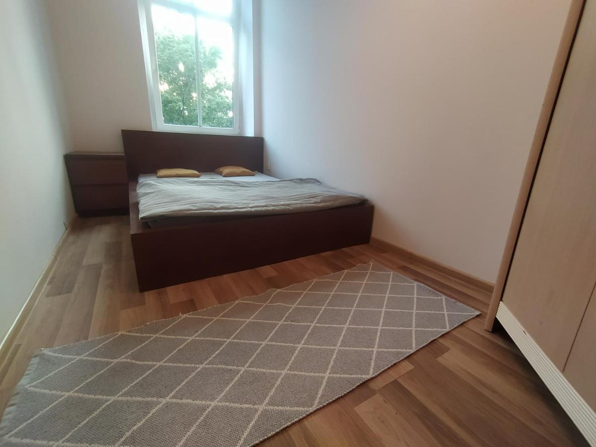 Krasinskiego Park 56 *